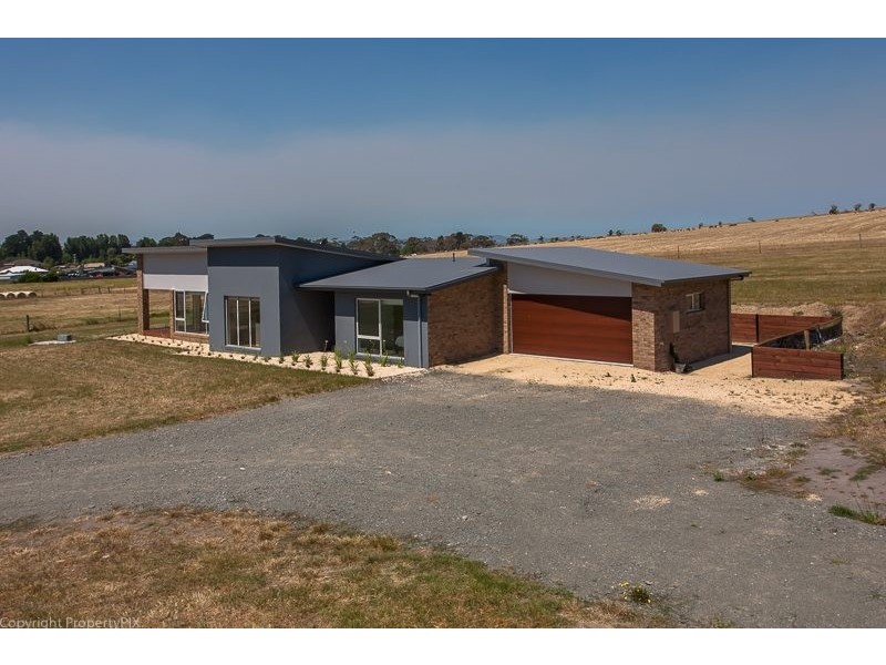 84 Seven Mile Beach Road, Seven Mile Beach TAS 7170