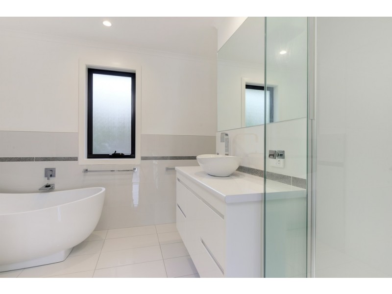 2 Bonnett Place, Mornington TAS 7018