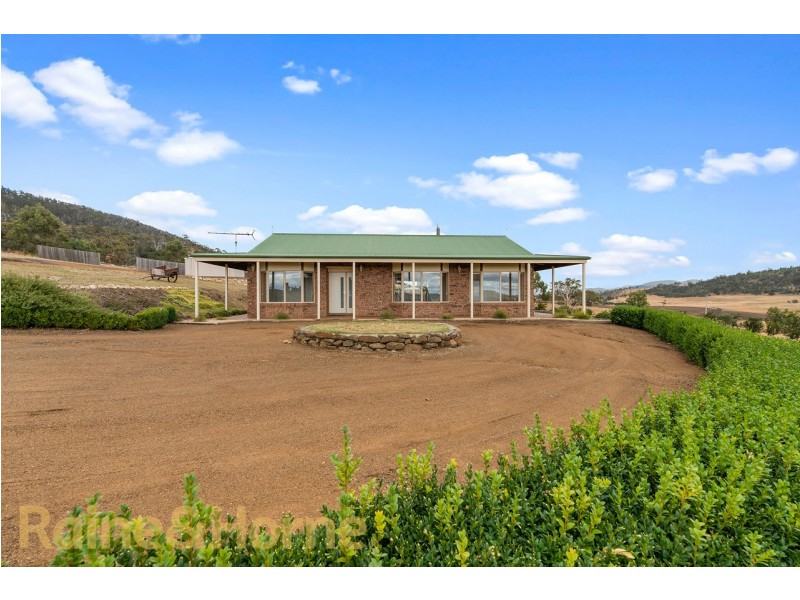 24 Bourbon Avenue, Richmond TAS 7025