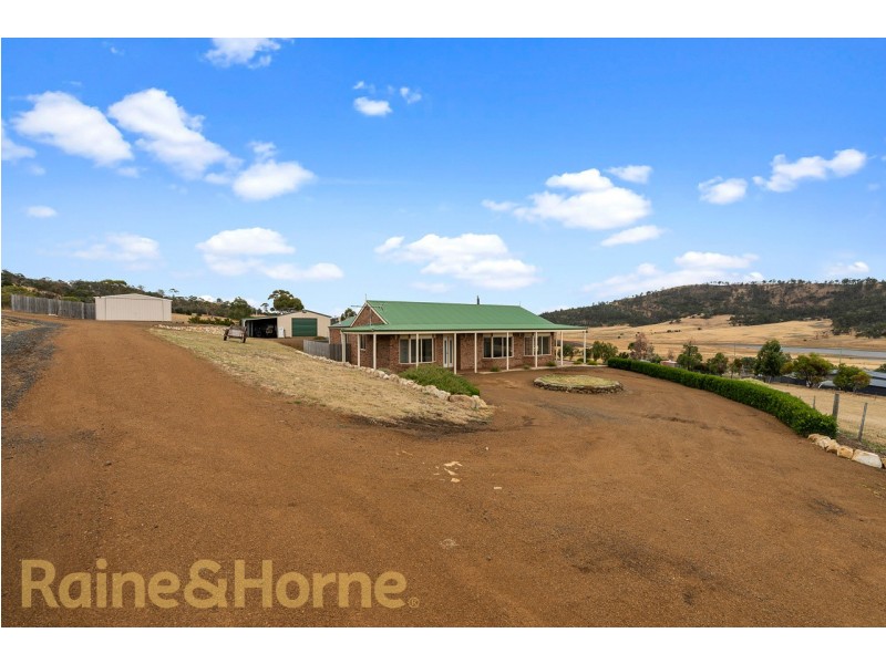 24 Bourbon Avenue, Richmond TAS 7025