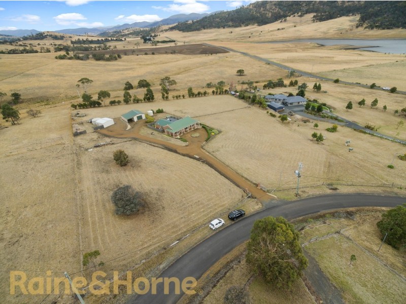24 Bourbon Avenue, Richmond TAS 7025