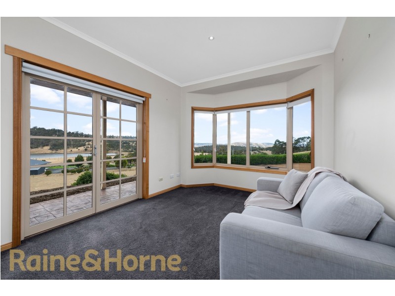 24 Bourbon Avenue, Richmond TAS 7025