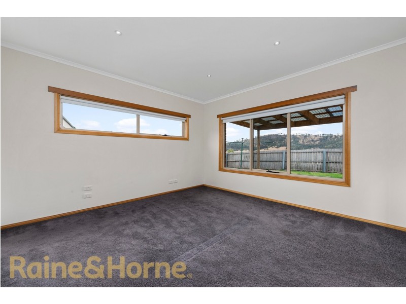 24 Bourbon Avenue, Richmond TAS 7025