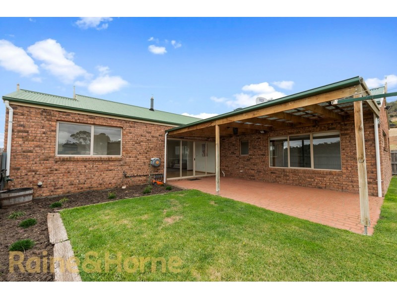 24 Bourbon Avenue, Richmond TAS 7025