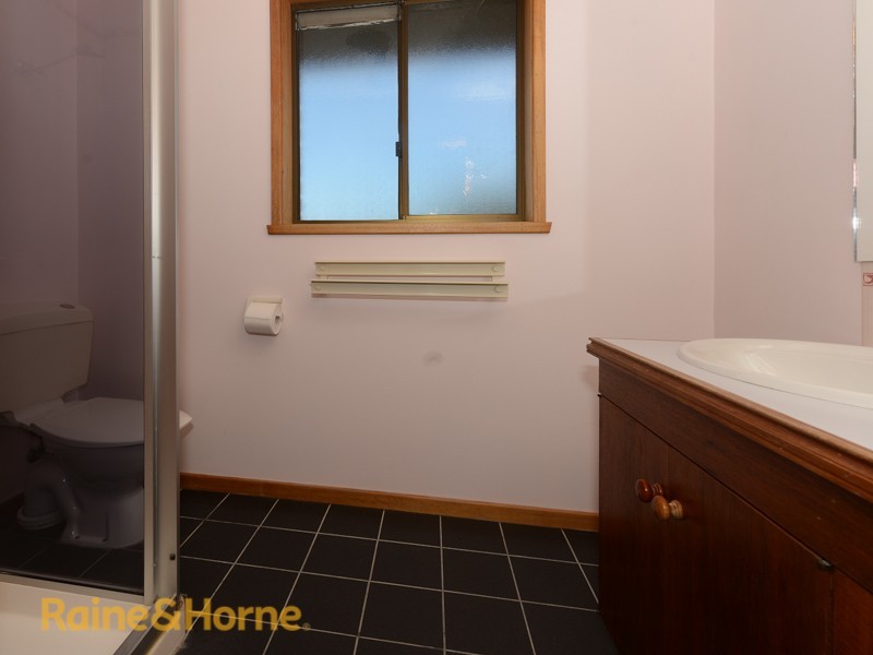 7 Dooleys Avenue, Rosetta TAS 7010