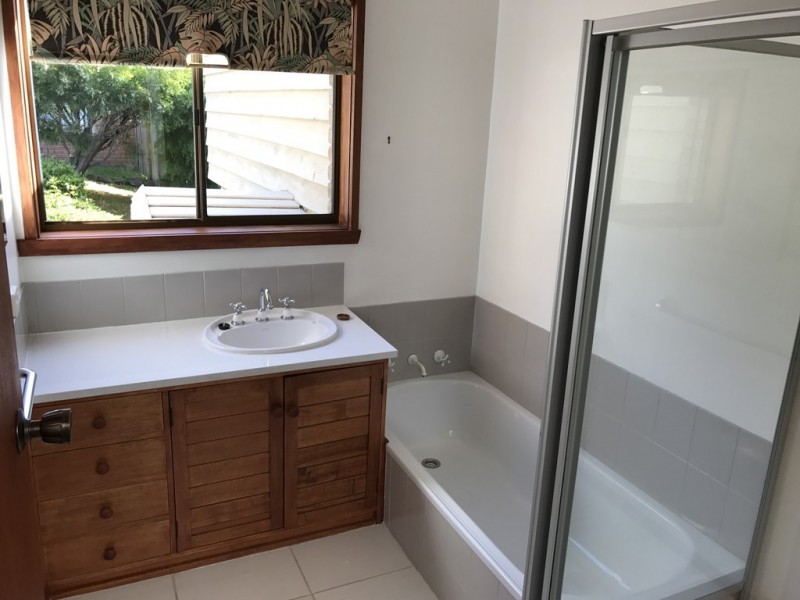 1 JOY COURT, Howrah TAS 7018