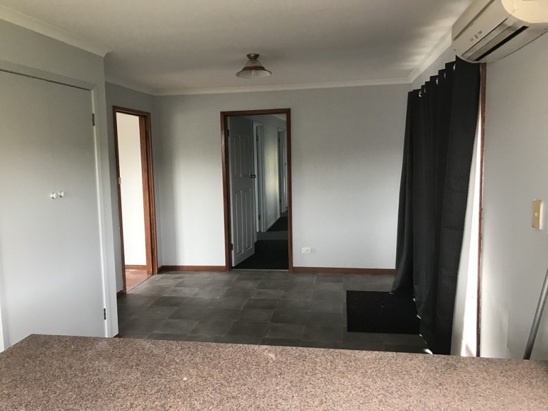 16 Vicary Place, Rokeby TAS 7019