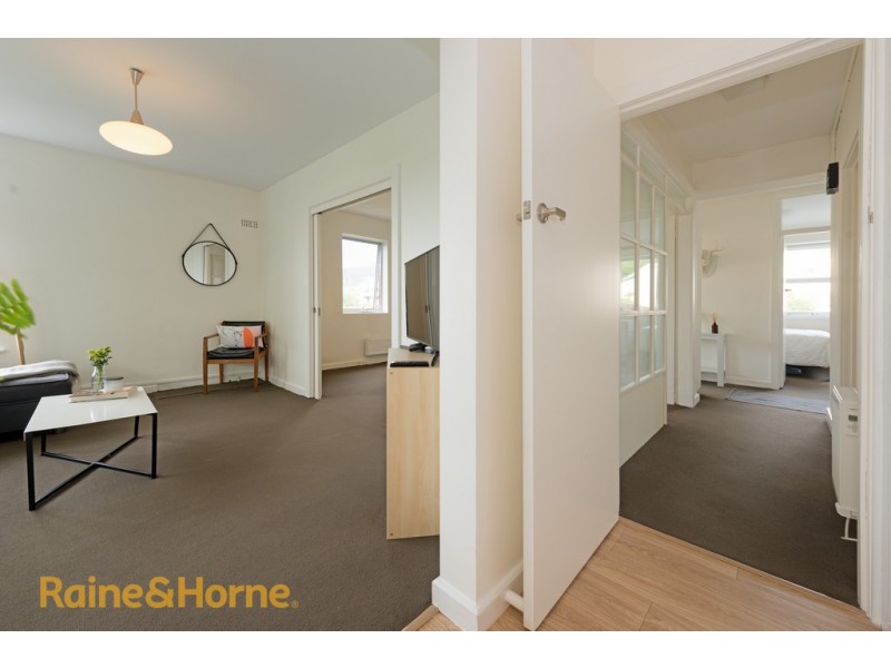 1-7 MONTGOMERY COURT, Sandy Bay TAS 7005