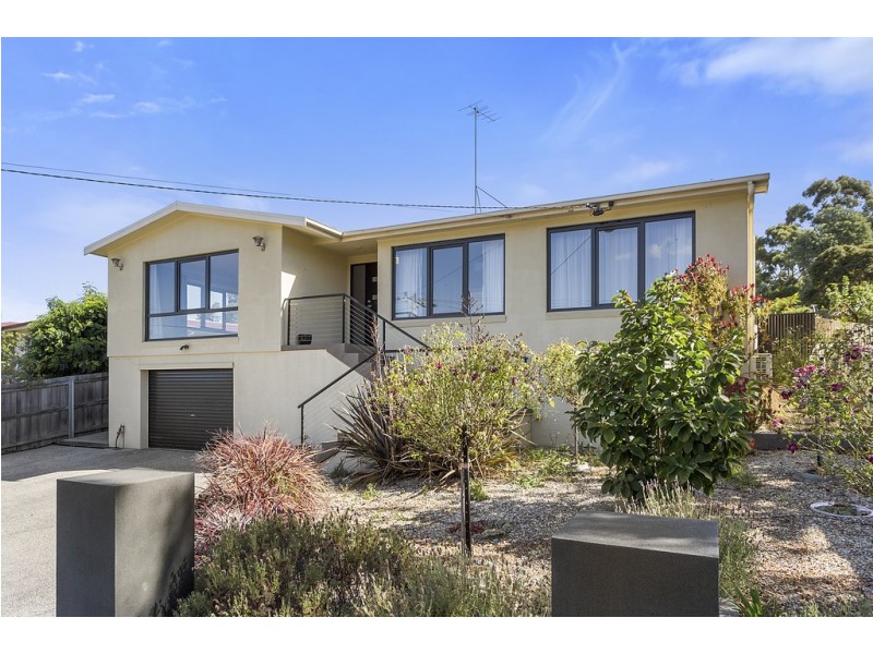 128 Flagstaff Gully Road, Lindisfarne TAS 7015