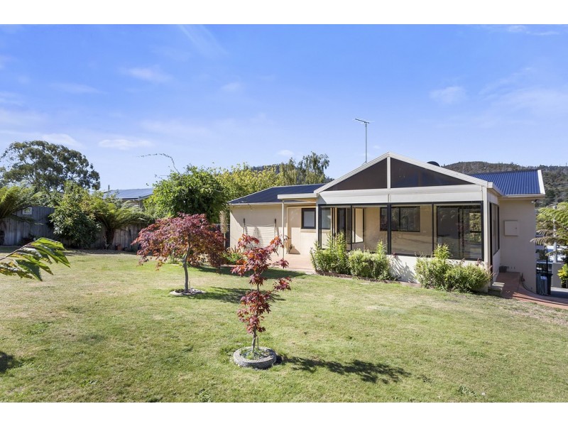 128 Flagstaff Gully Road, Lindisfarne TAS 7015