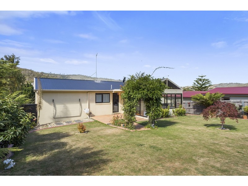 128 Flagstaff Gully Road, Lindisfarne TAS 7015