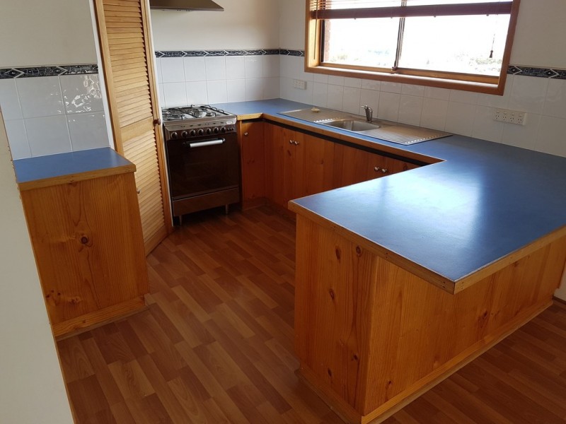 4 Newitt Drive, Austins Ferry TAS 7011