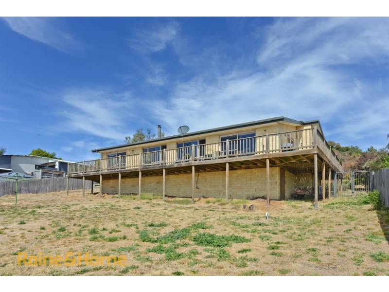 10 Meadows Place, Opossum Bay TAS 7023