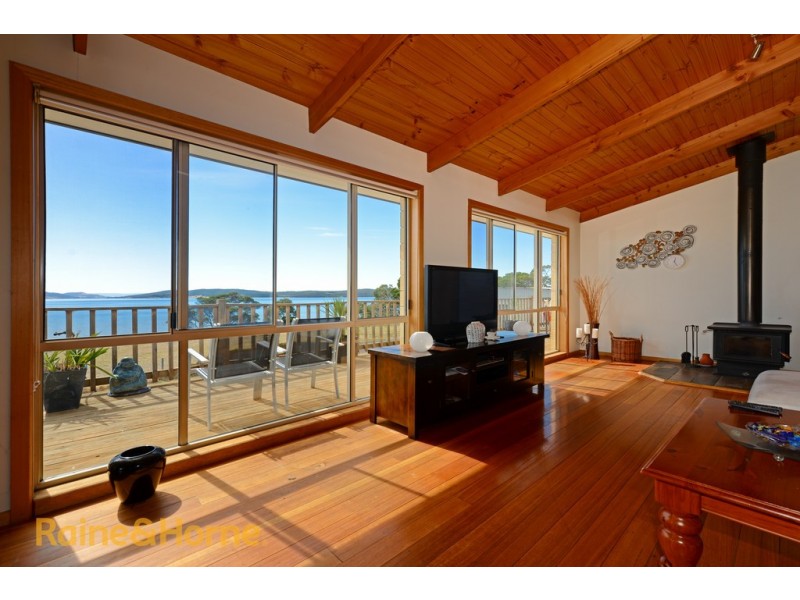 10 Meadows Place, Opossum Bay TAS 7023
