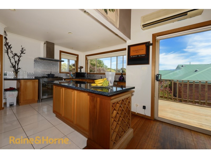 10 Meadows Place, Opossum Bay TAS 7023