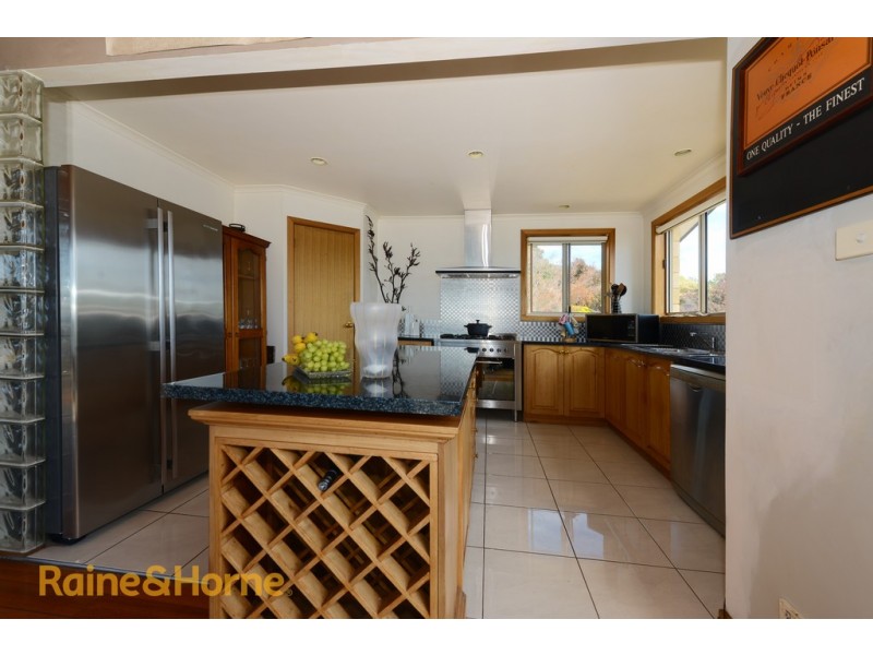 10 Meadows Place, Opossum Bay TAS 7023