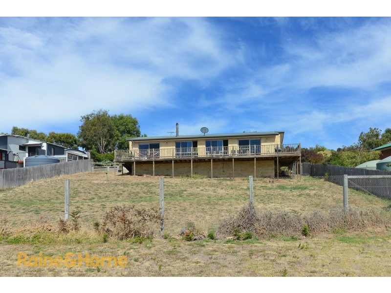 10 Meadows Place, Opossum Bay TAS 7023