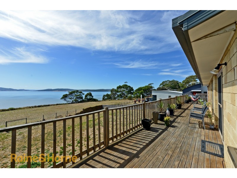 10 Meadows Place, Opossum Bay TAS 7023