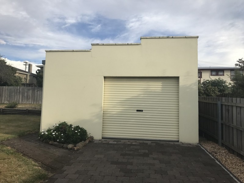 16 CALVERT STREET, Rokeby TAS 7019