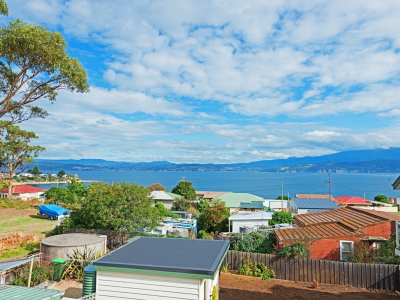 7 Marsh Street, Opossum Bay TAS 7023