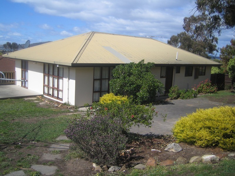 2 Tollard Place, Rokeby TAS 7019
