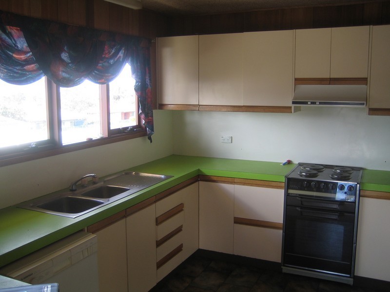 2 Tollard Place, Rokeby TAS 7019
