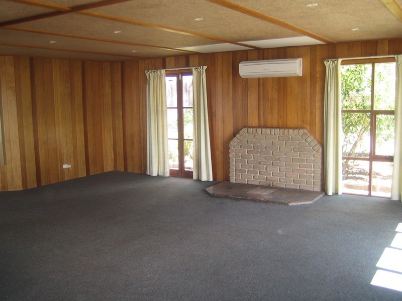 2 Tollard Place, Rokeby TAS 7019