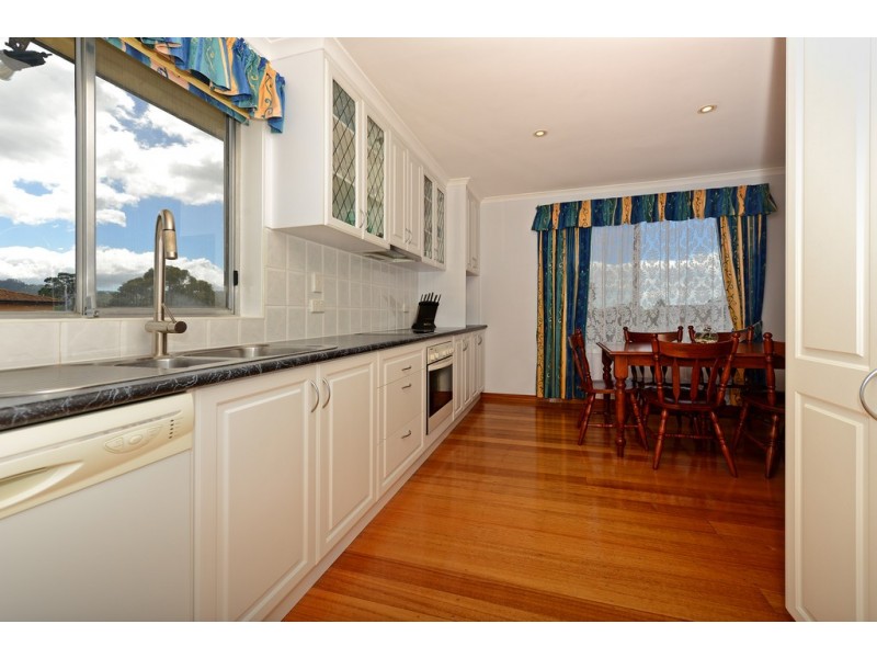 13 LANDERS COURT, Rokeby TAS 7019