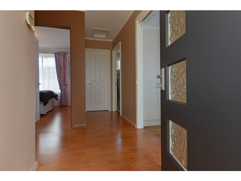 13 LANDERS COURT, Rokeby TAS 7019