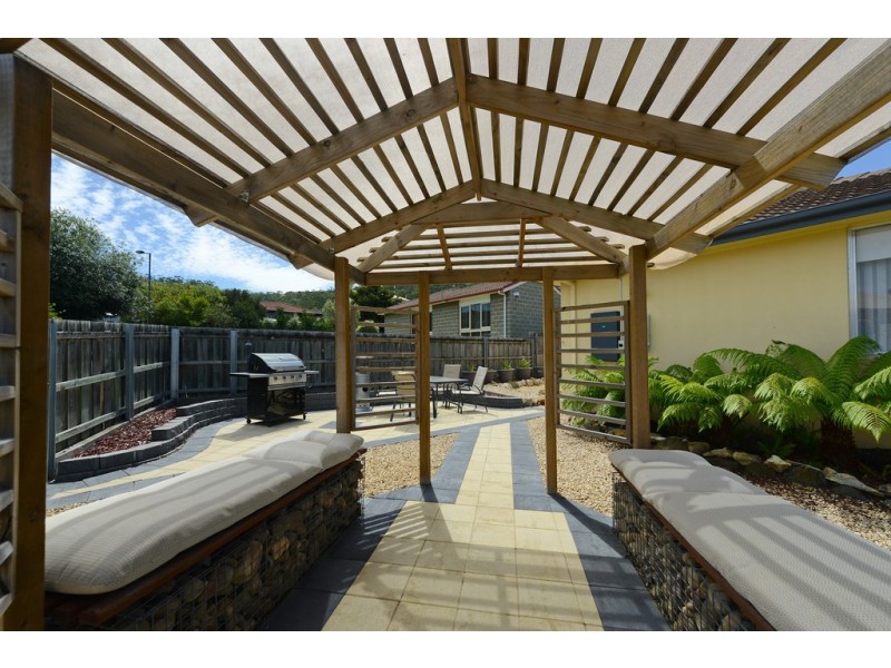 13 LANDERS COURT, Rokeby TAS 7019