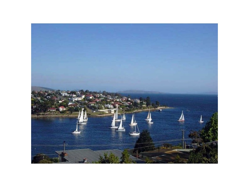 50 Leura Street, Rosny TAS 7018