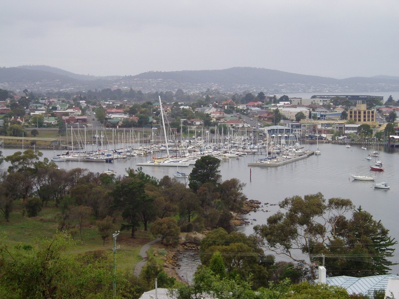 50 Leura Street, Rosny TAS 7018