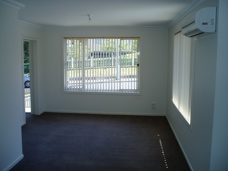 unit 1 13 Beach Road, Lindisfarne TAS 7015