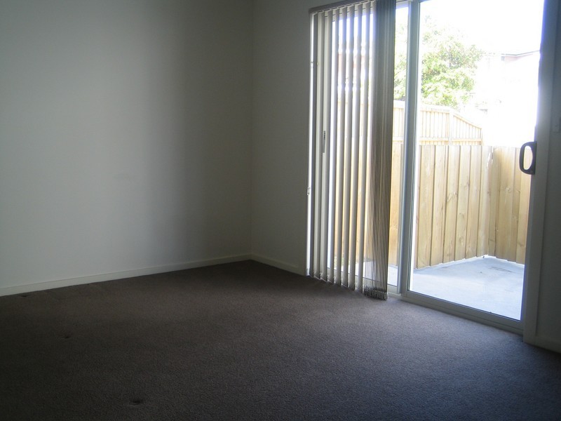 unit 1 13 Beach Road, Lindisfarne TAS 7015