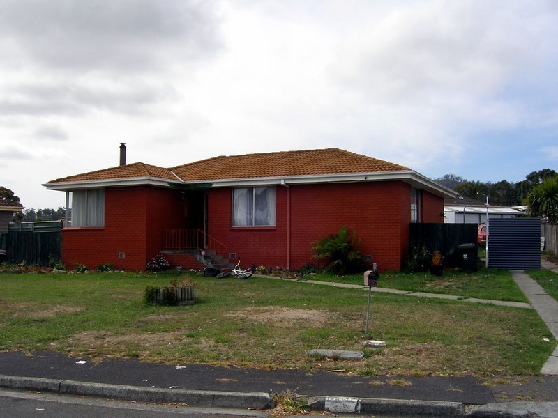 27 Bradman Street, Clarendon Vale TAS 7019