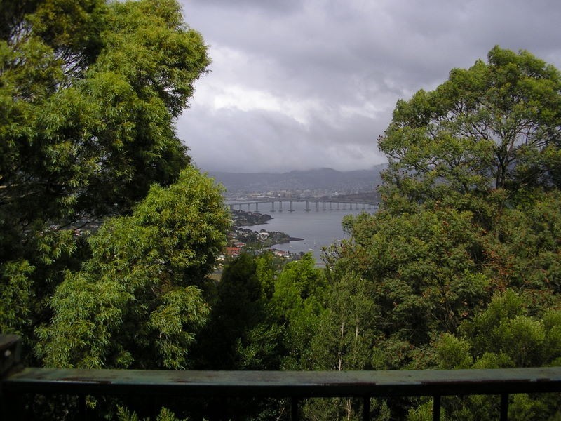 7/42 Sherwood Court, Lindisfarne TAS 7015