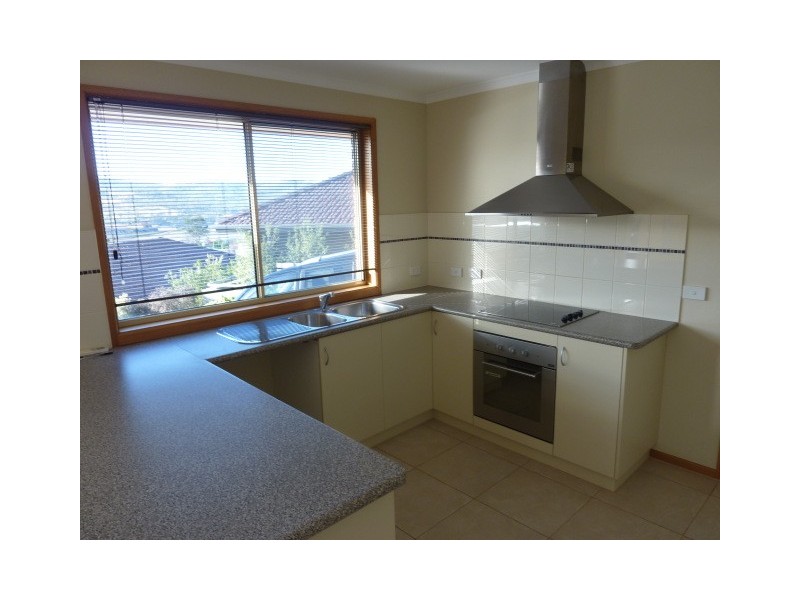 2-31 Raleigh Court, Howrah TAS 7018
