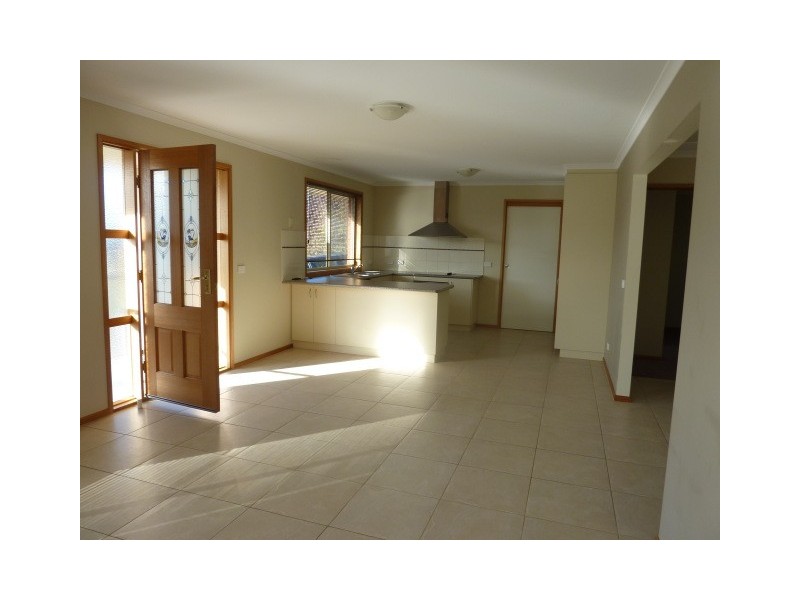 2-31 Raleigh Court, Howrah TAS 7018