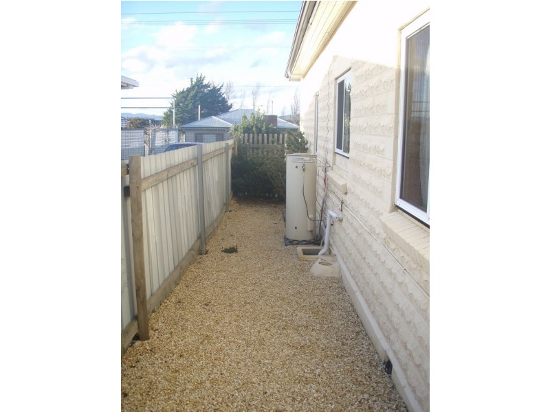 1/14 Pittcairn Street, Glenorchy TAS 7010