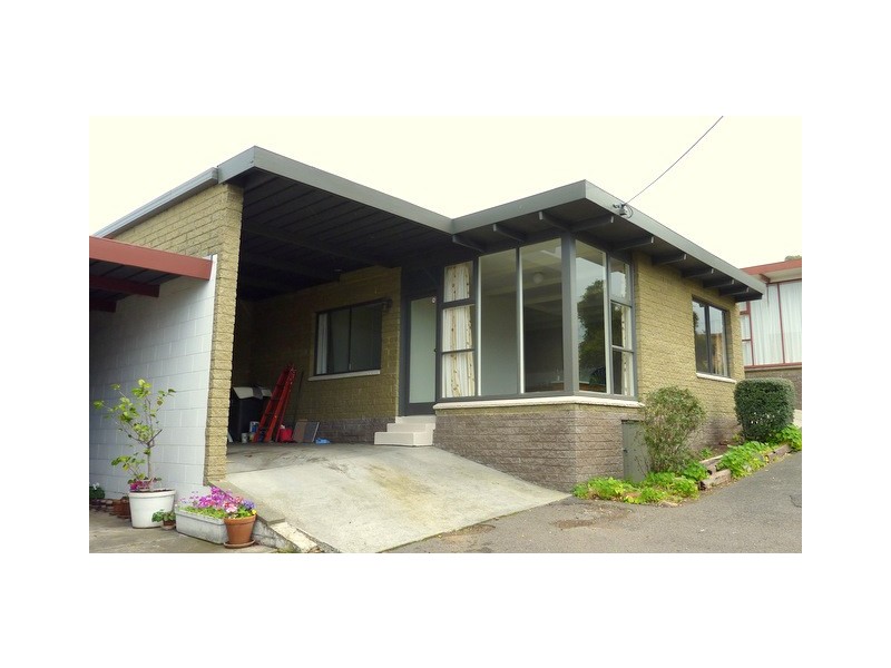 2/49 Tanundal Street, Howrah TAS 7018