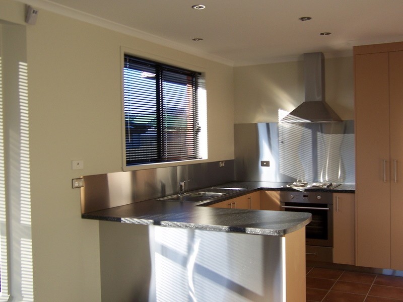 1-12 Walter Place, Howrah TAS 7018
