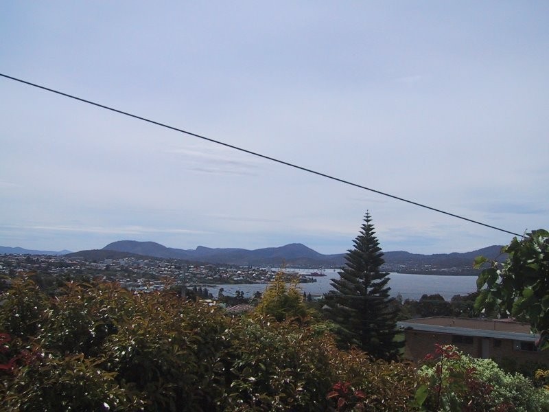 236 Churchill Avenue, Sandy Bay TAS 7005