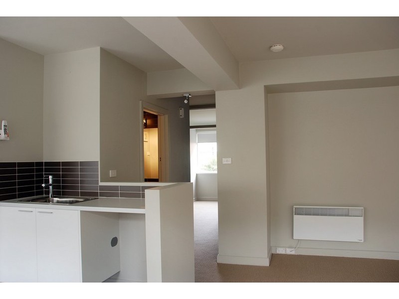 2/7 Montgomery Court, Sandy Bay TAS 7005