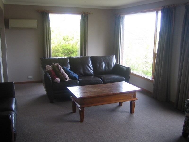 15 Sherwood Court, Lindisfarne TAS 7015