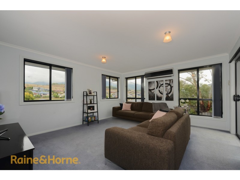 2/98 Sunshine Road, Austins Ferry TAS 7011