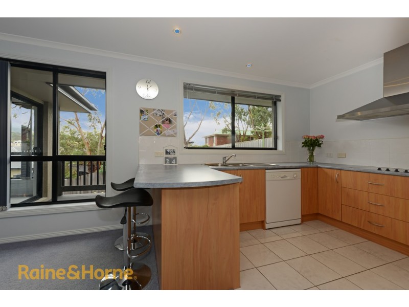 2/98 Sunshine Road, Austins Ferry TAS 7011