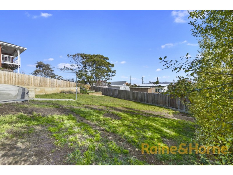 38 Penna Road, Midway Point TAS 7171