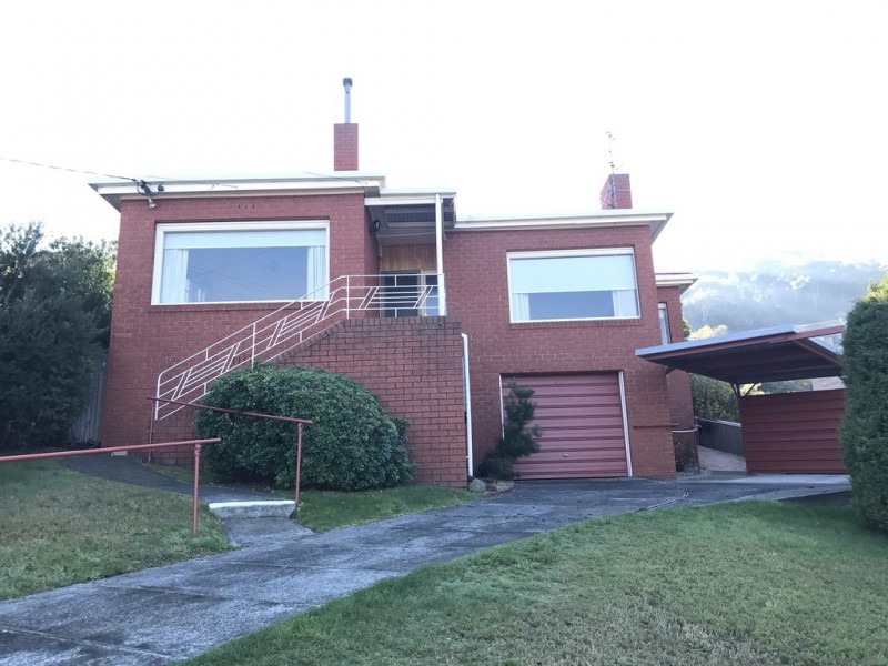 37 MALUNNA ROAD, Lindisfarne TAS 7015