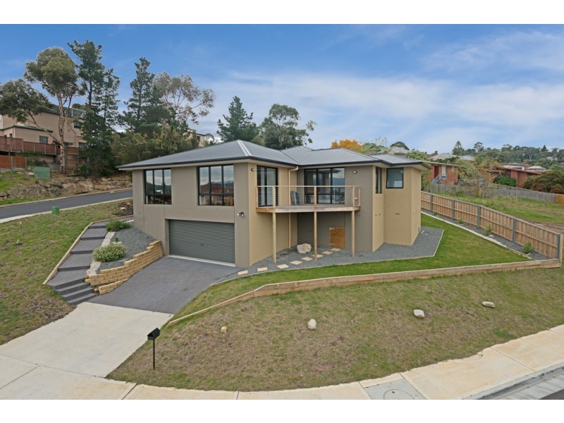 1 Atwell Court, Lindisfarne TAS 7015