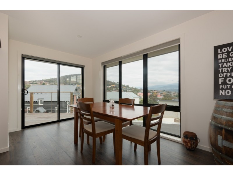 1 Atwell Court, Lindisfarne TAS 7015